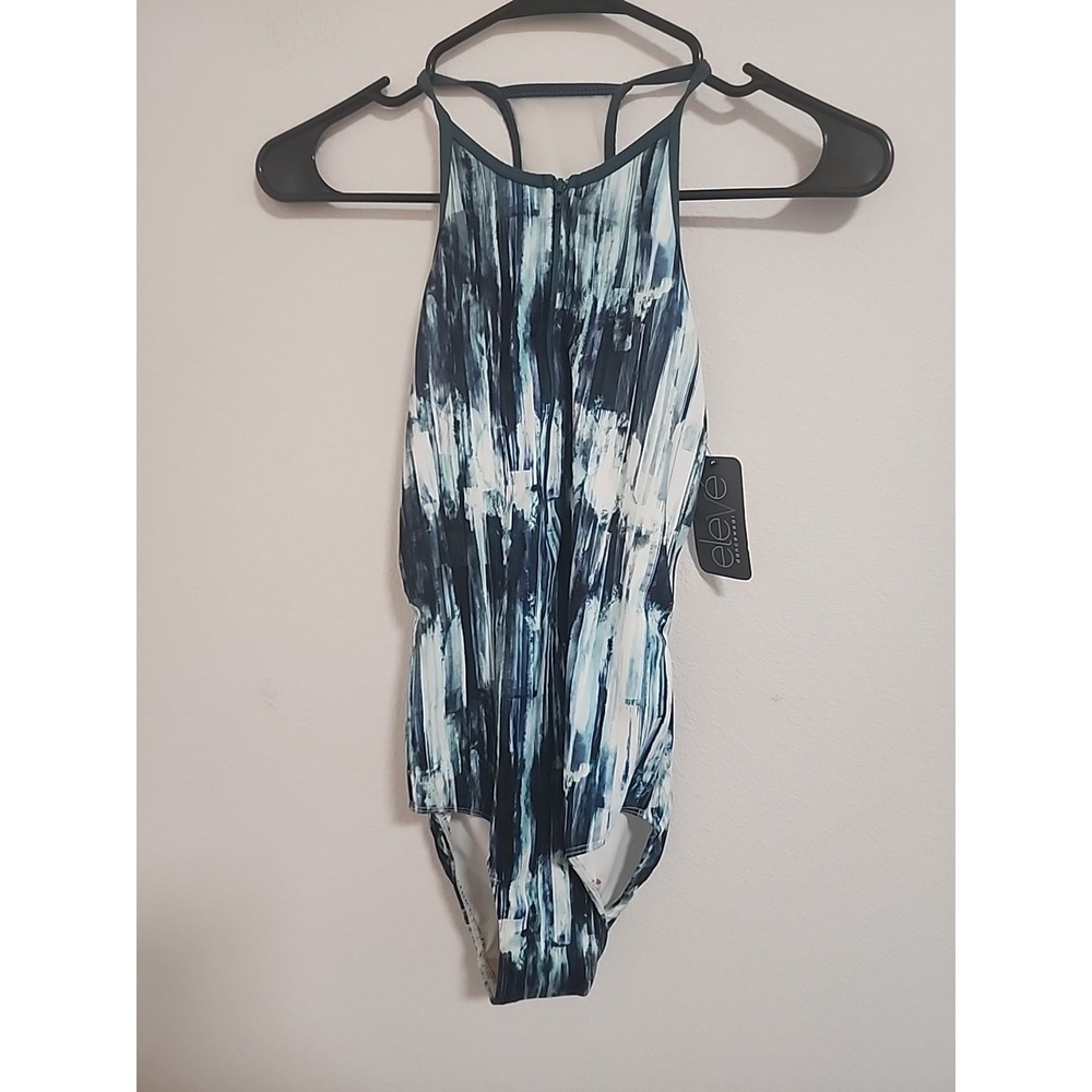 Elevé Dancewear Womens Size MED‎ NEW